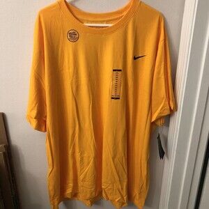 New Nike Men’s Size 4XL University Yellow Gold Shirt